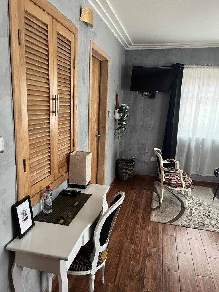 La Villa Saint Jean Котону Экстерьер фото